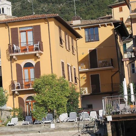 Wohnung In Malcesine Mit Privatstrand Exterior photo